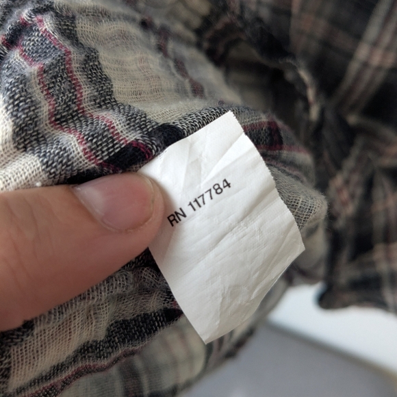 Rails black, white, red plaid button down shirt - size med - Picture 6 of 6